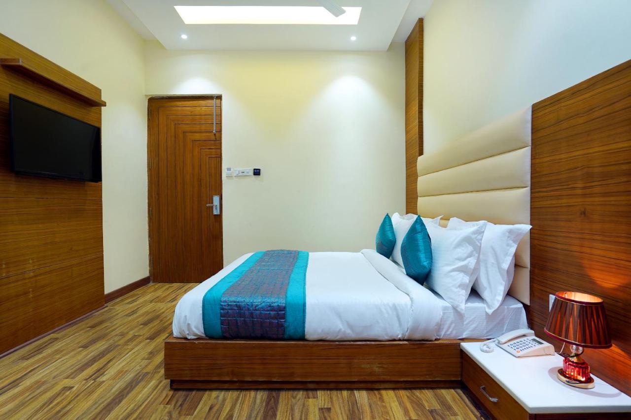 Hotel Aura Grand By Levelup Hotels Amritsar Luaran gambar