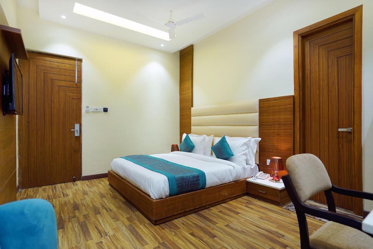 Hotel Aura Grand By Levelup Hotels Amritsar Luaran gambar